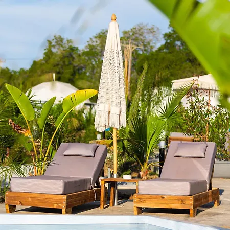 Hotel Emerald Oasis By Azul Collection 4*