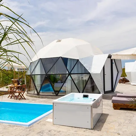 Hotel Emerald Oasis By Azul Collection 4*
